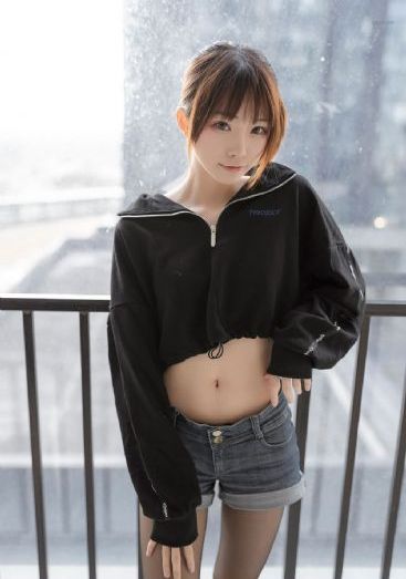 女人的战争之搬来的男人
