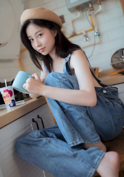 侯府荡女h女奶水