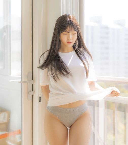 闪婚老公捧我当歌星免费观看