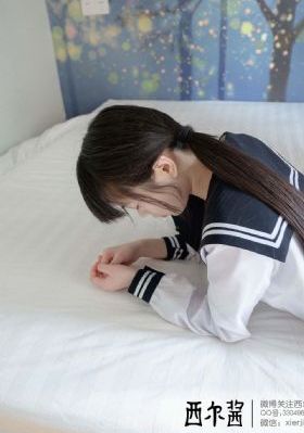 王祖贤被脱得精光三级
