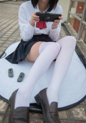 商务旅行戴绿帽女老板同房