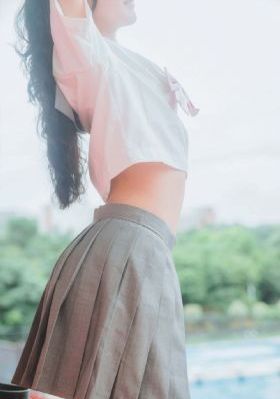 午后盛开的秘密花蕾